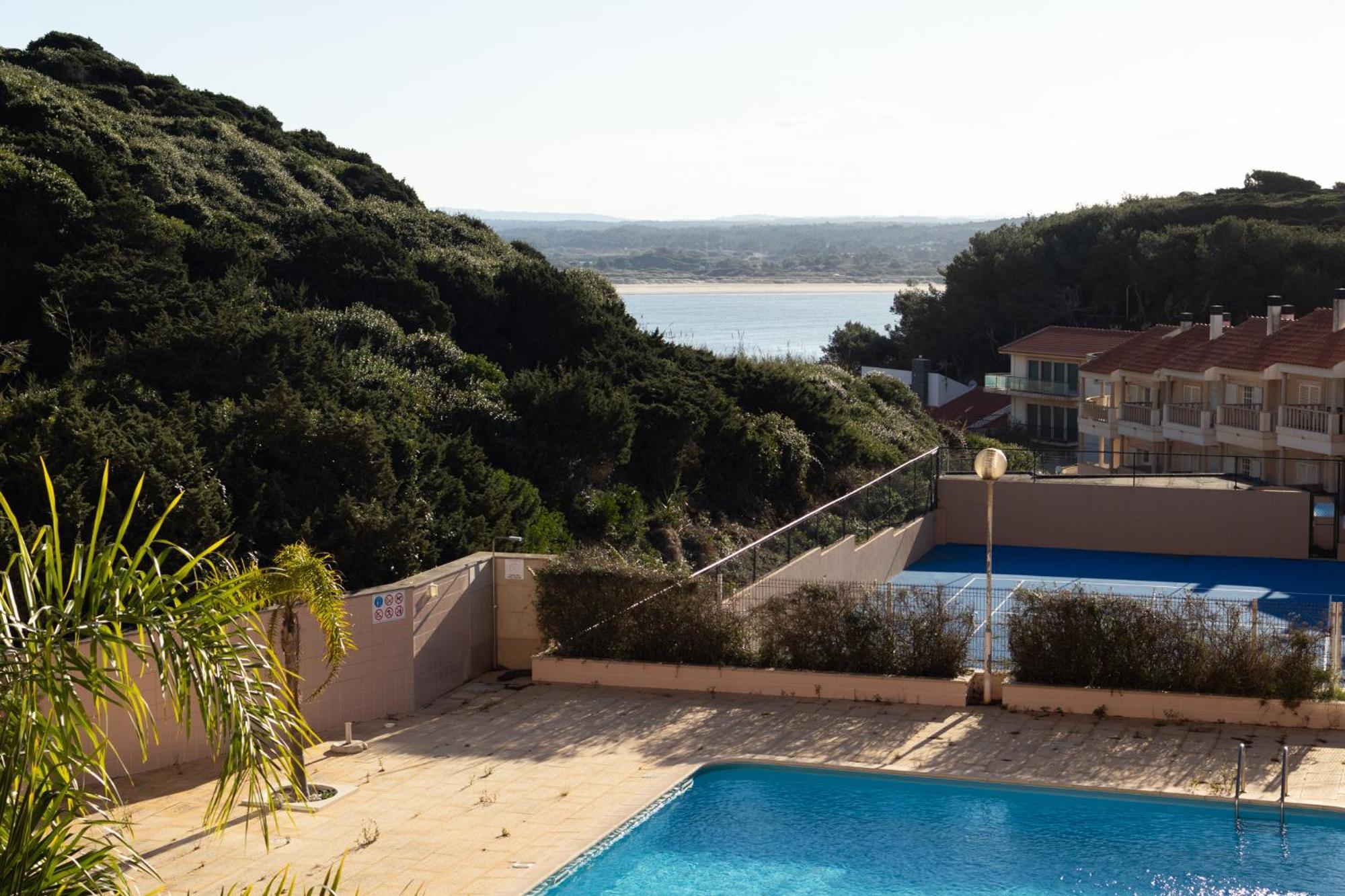 Bay View-T1 Apartment Sao Martinho do Porto Exterior photo
