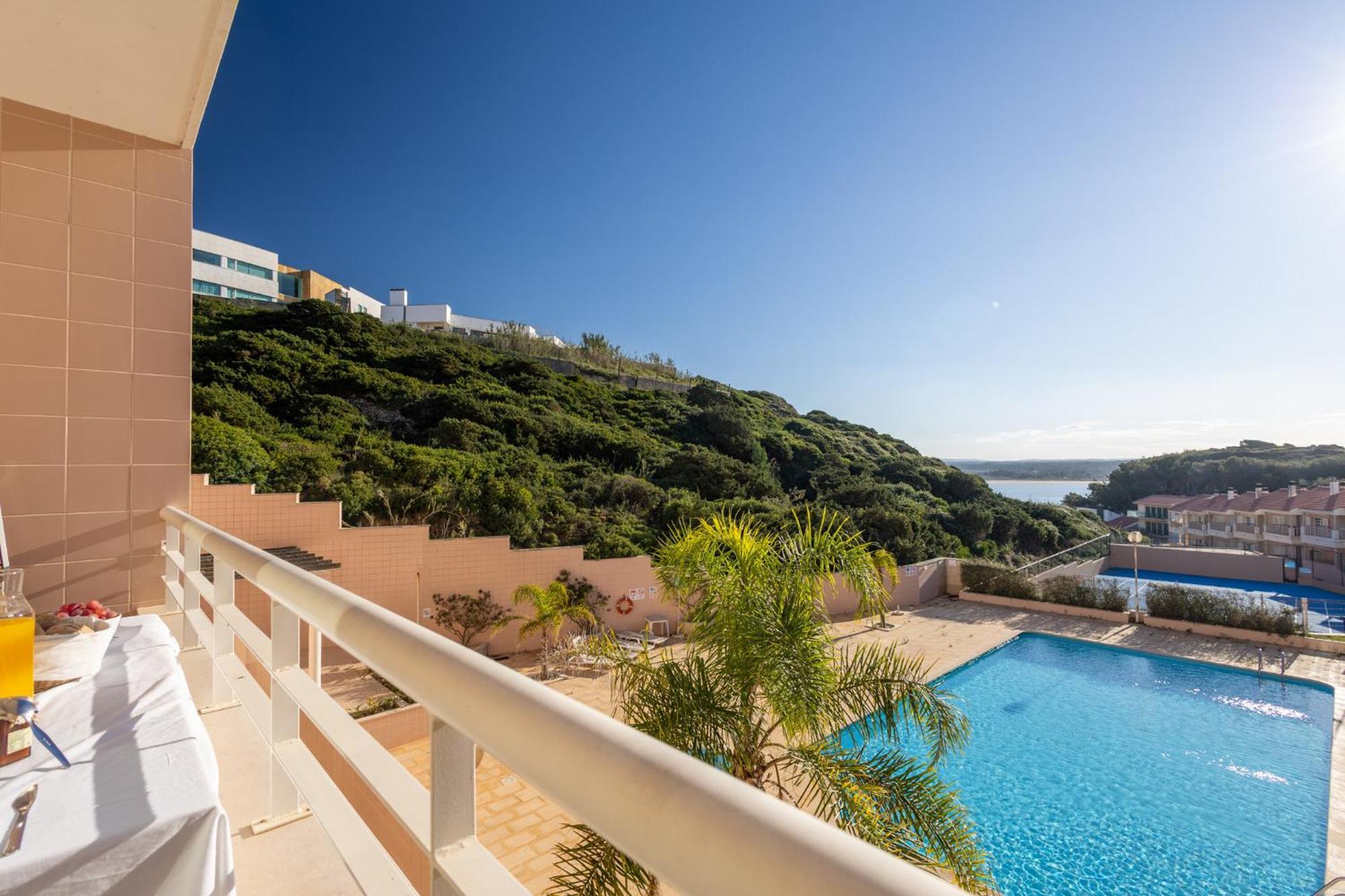 Bay View-T1 Apartment Sao Martinho do Porto Exterior photo